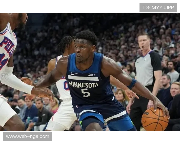 森林狼21胜13负排第六，爱德华兹29.1分领军进攻